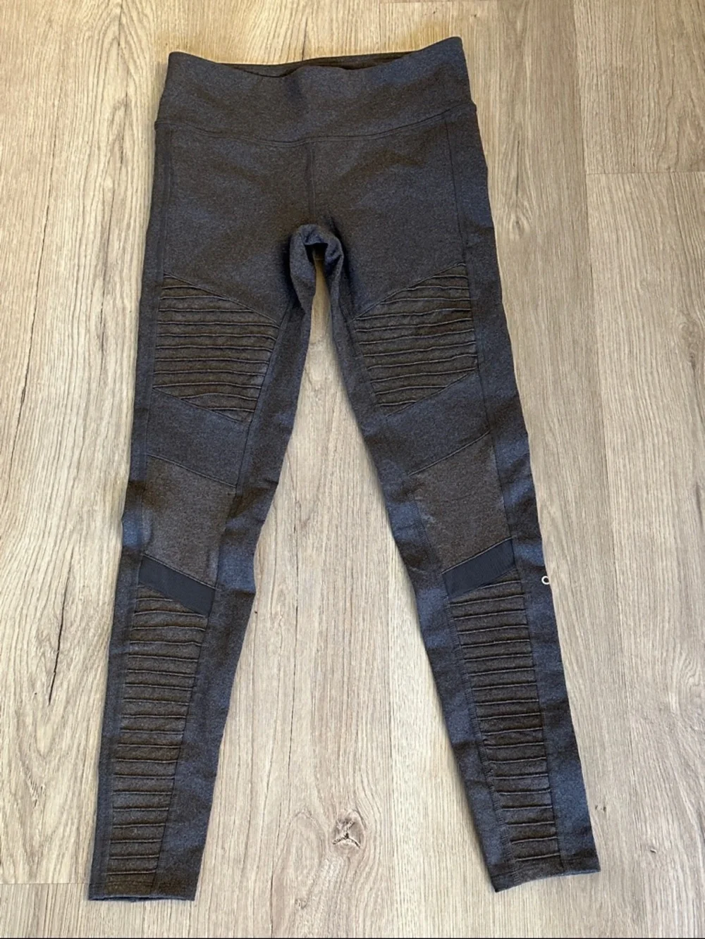 ALO Yoga Gray High-Waist Moto Leggings - Picture 3 of 10